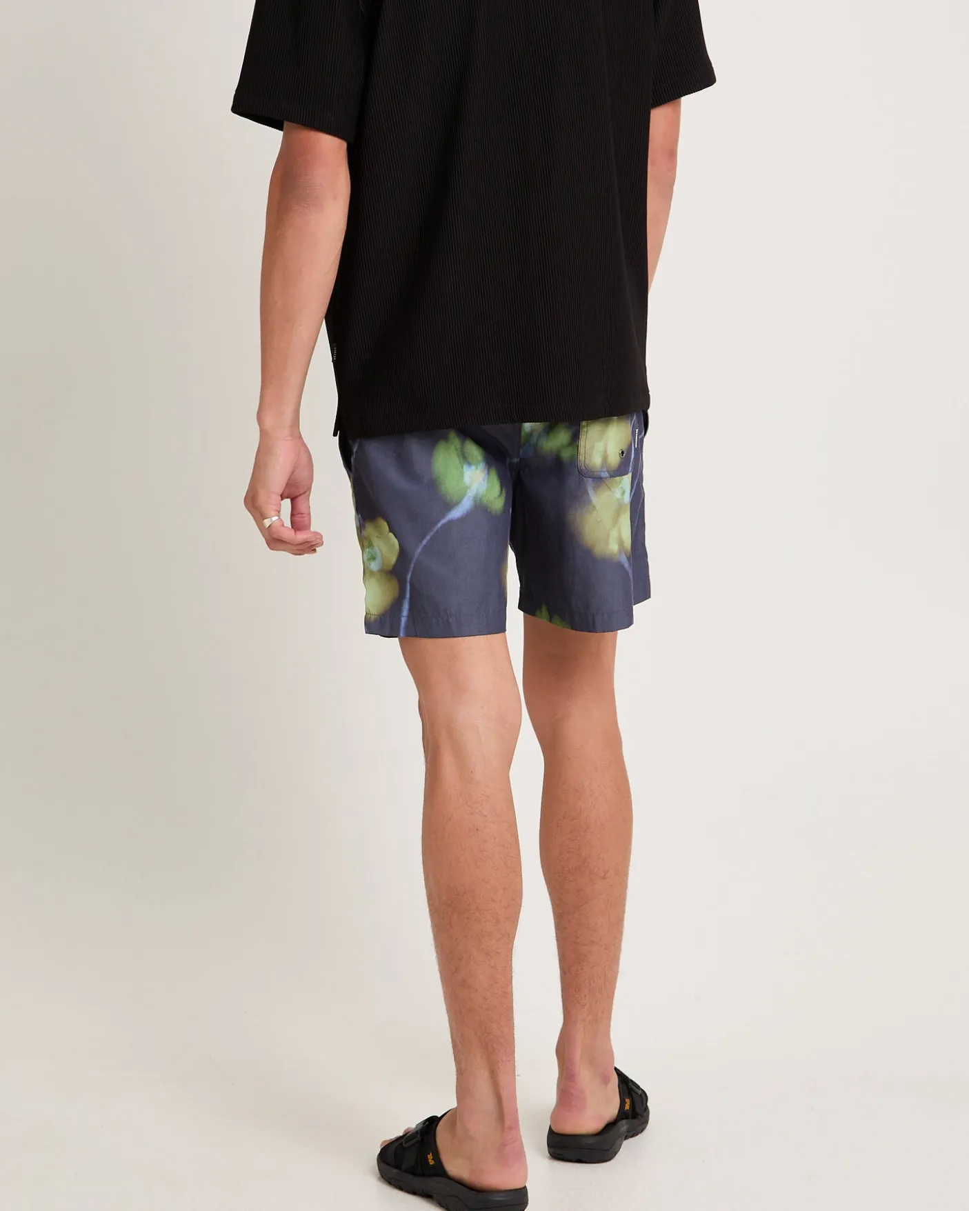 16" Alma Volley Boardshorts
