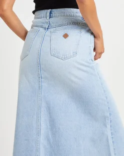 95 Denim Maxi Skirt Gina