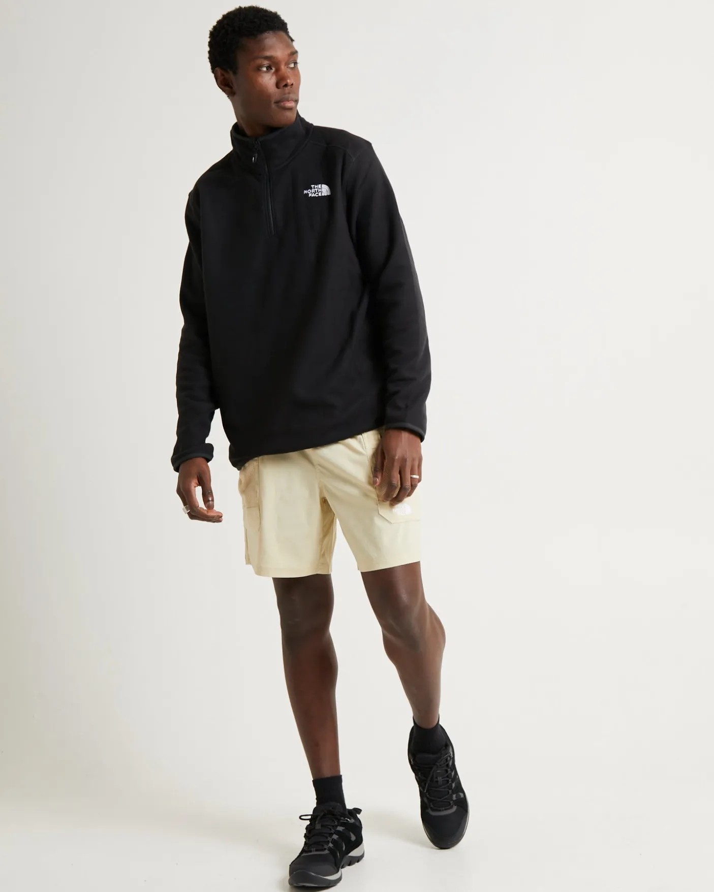 100 Glacier 1/4 Zip Jumper Black