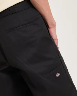 13 Inch Multi Pocket Shorts