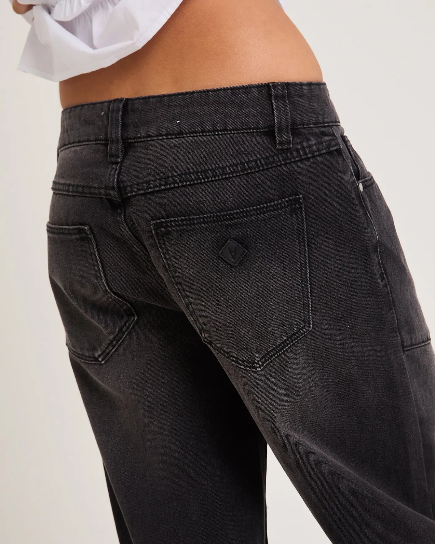 99 Low Barrel Denim Jeans Sophie Worn