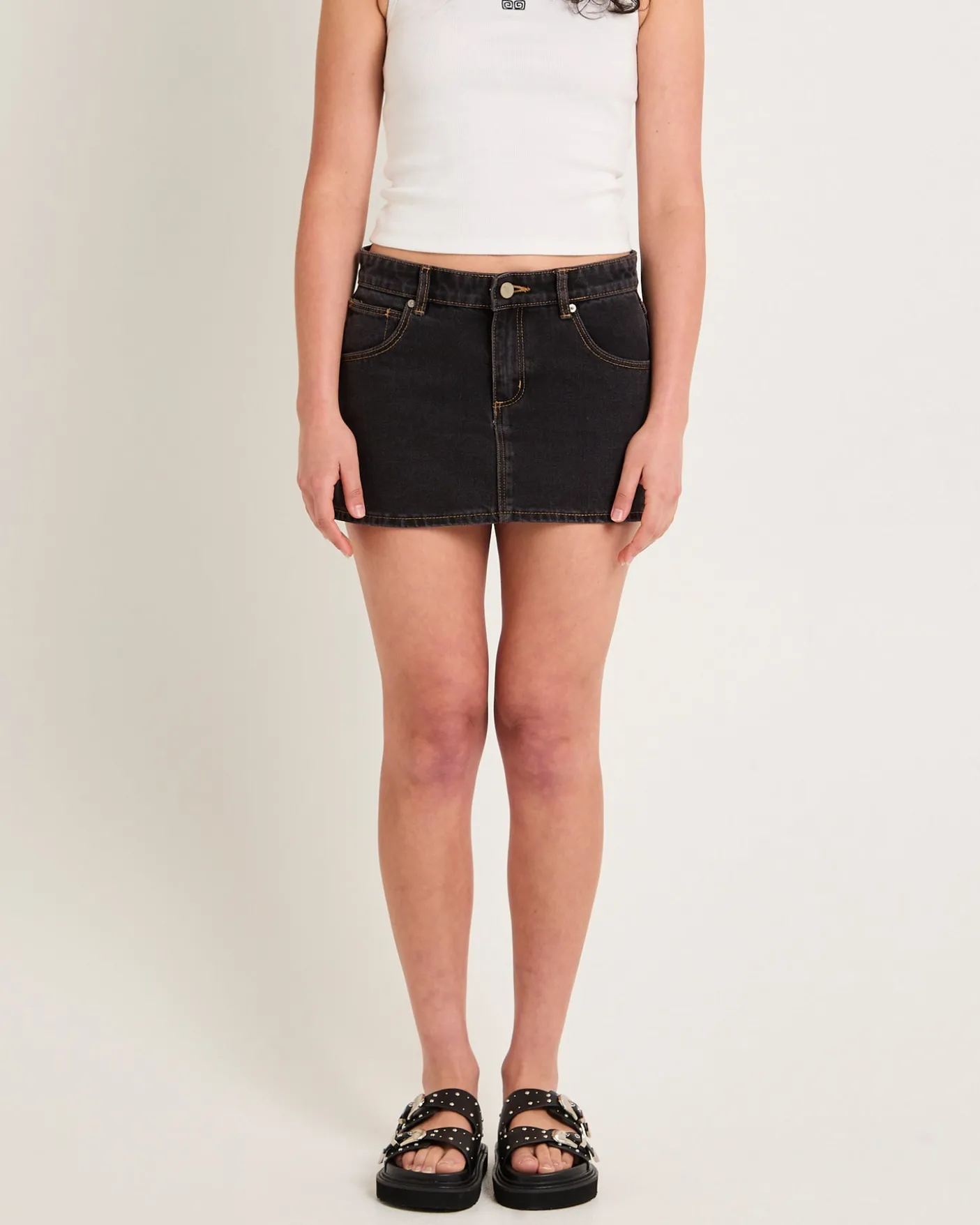 99 Low Denim Skirt Cara