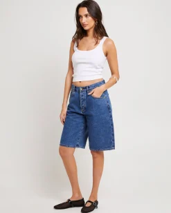 95 Mid Denim Jorts Bella
