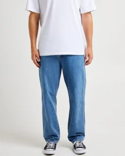 568 Stay Loose Denim Jeans Essentials