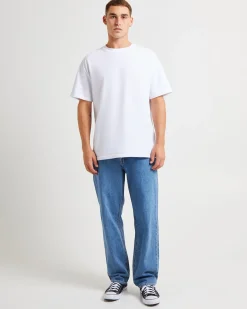 568 Stay Loose Denim Jeans Essentials