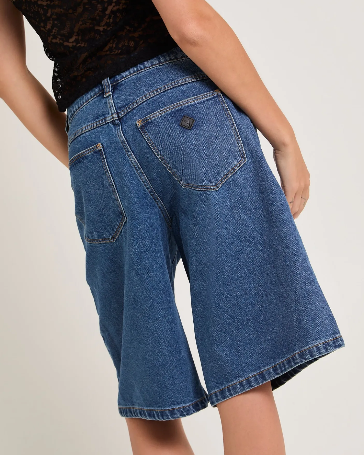 95 Super Baggy Denim Jorts Panels Bella