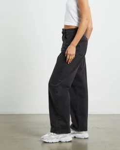 A Carrie Petite Jeans 90210 Black