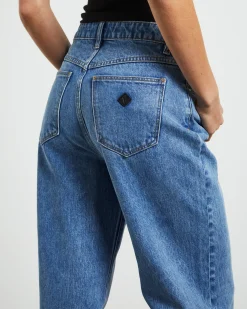 A Carrie Petite Jeans Georgia Blue