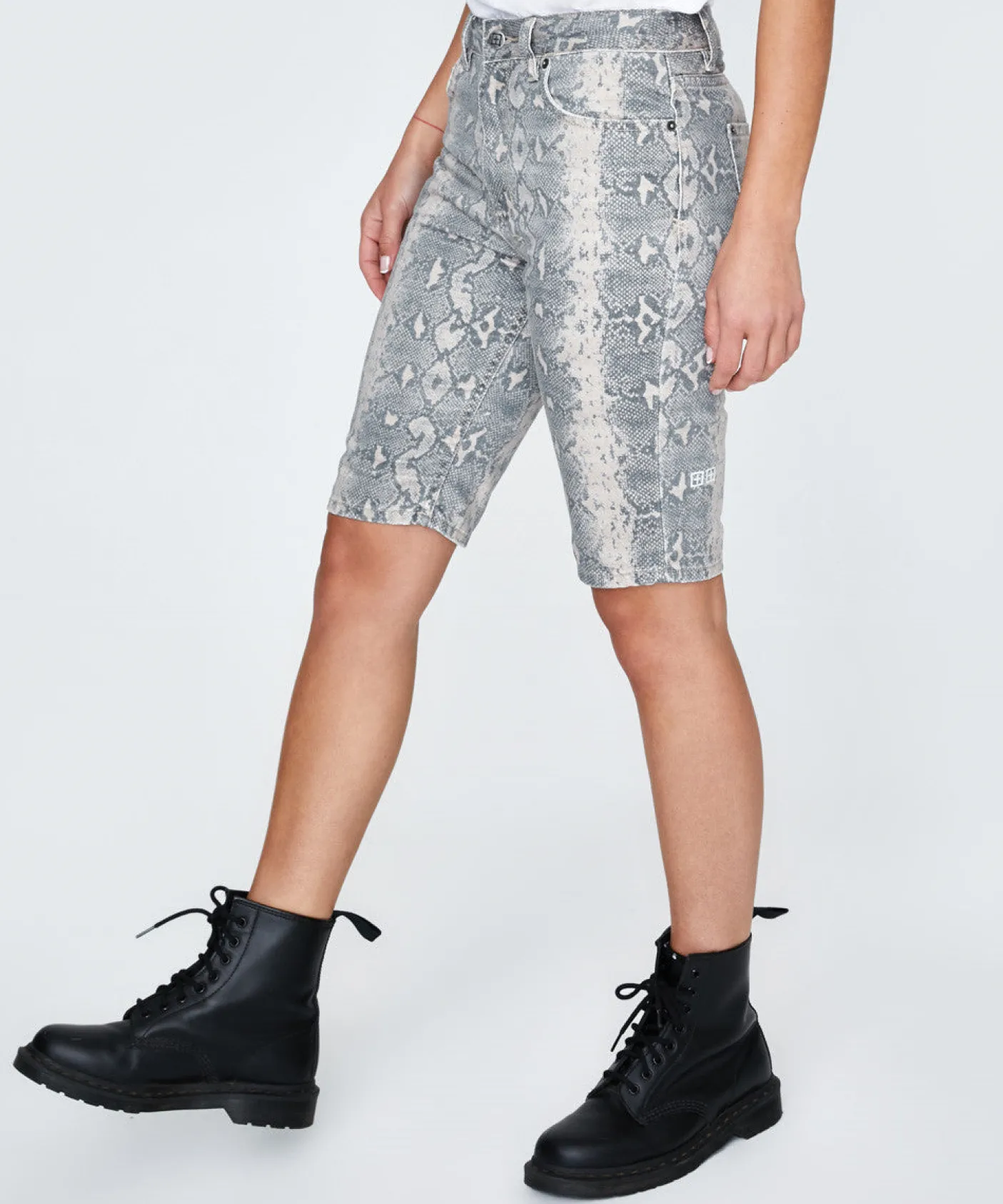 Applaye Short Kobra
