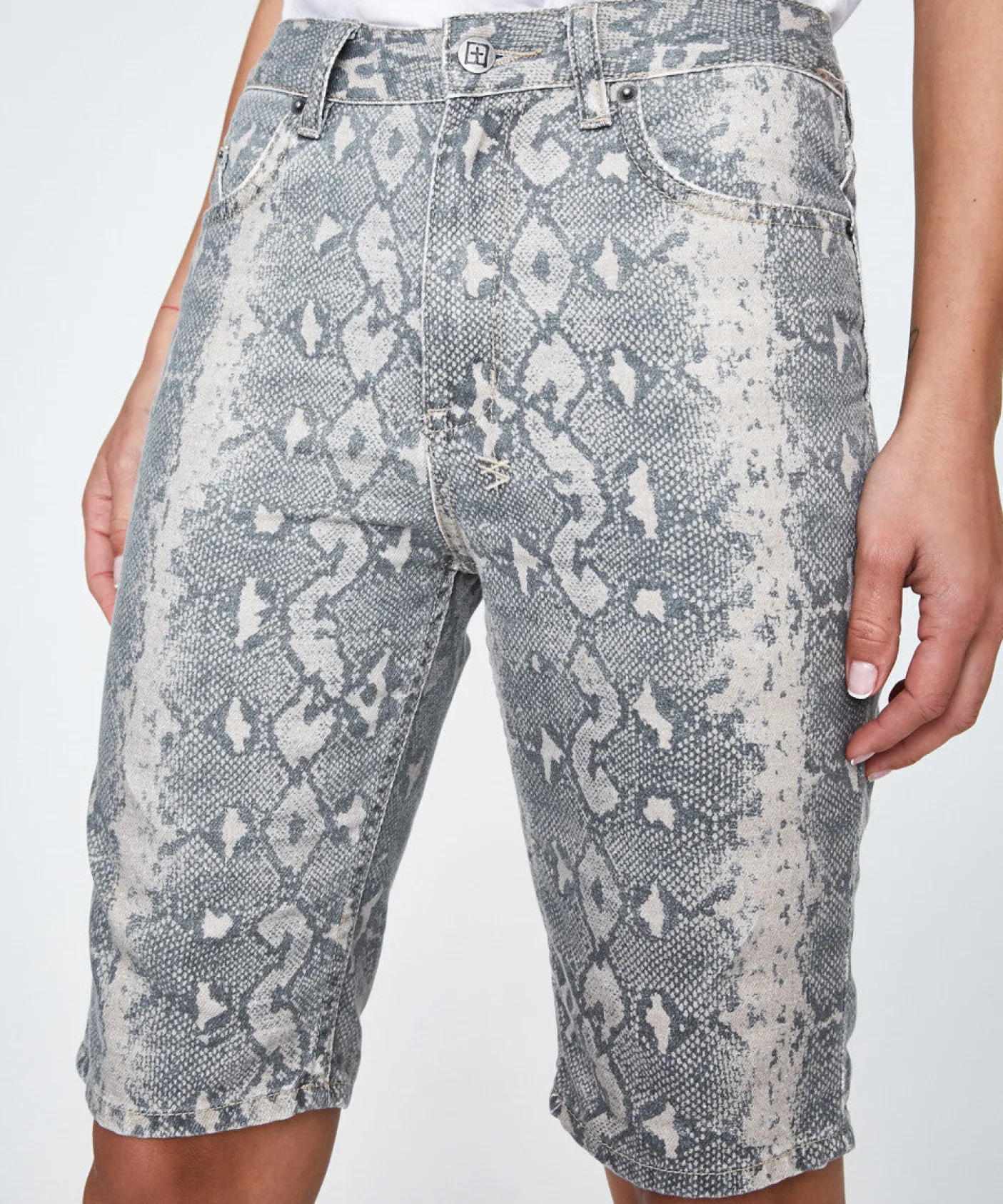Applaye Short Kobra