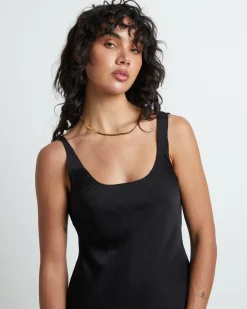 Avada Maxi Dress
