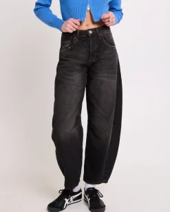 BDG Renae Barrel Denim Jeans