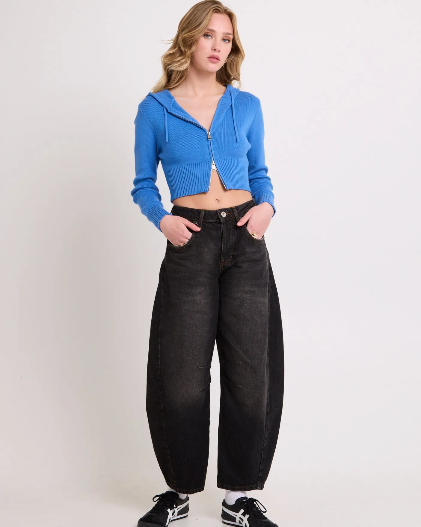 BDG Renae Barrel Denim Jeans