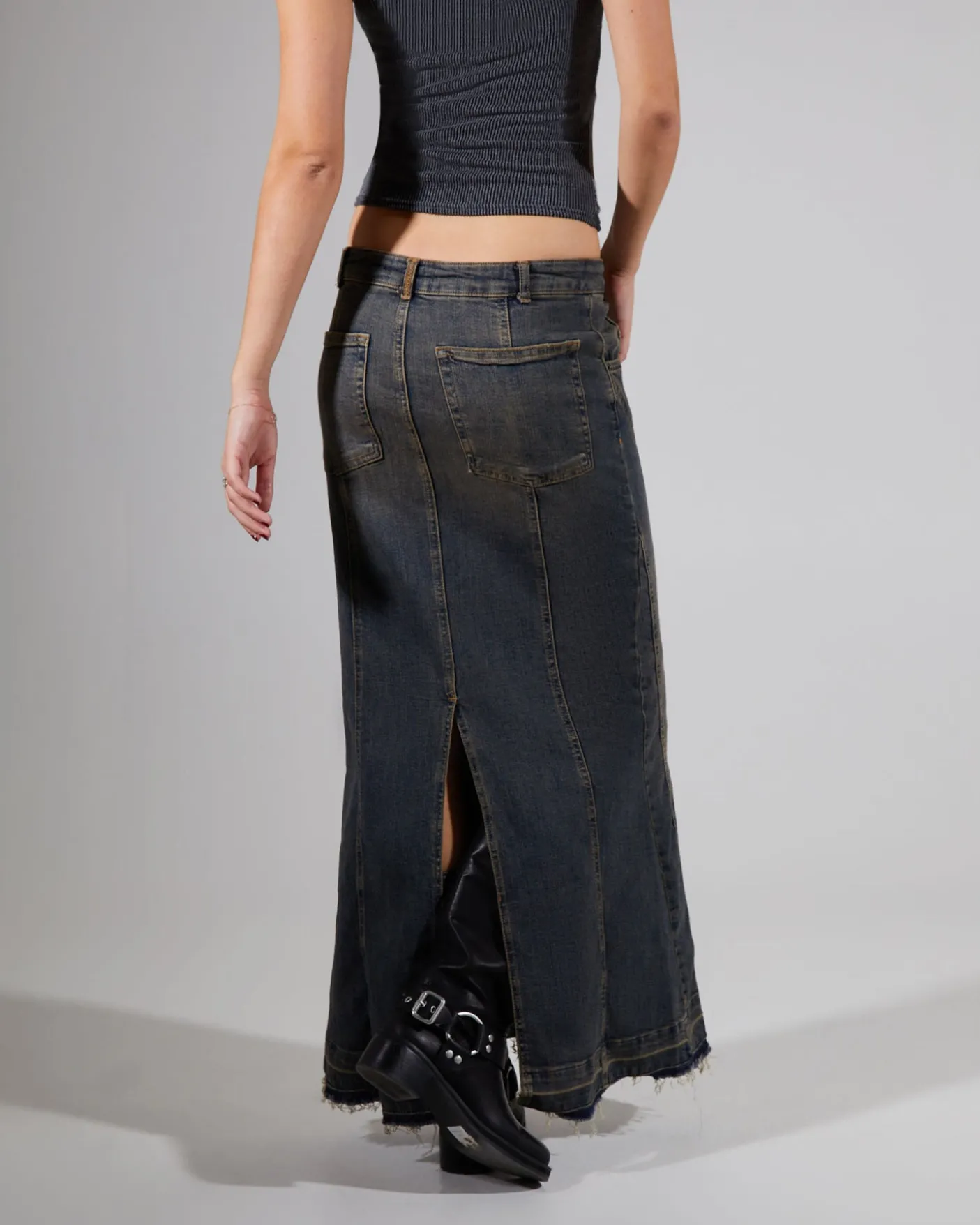 BDG Seamed Tint Denim Midi Denim Skirt