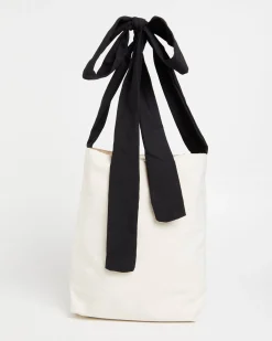 Bow Tote