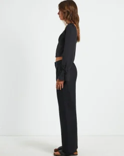 Bree Poplin Button Shirt in Black