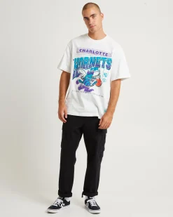 Brush Off 2.0 Hornets Short Sleeve T-Shirt Vintage White