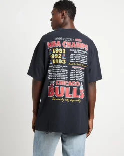 Bulls Finals Champions Short Sleeve T-Shirt in Faded Black