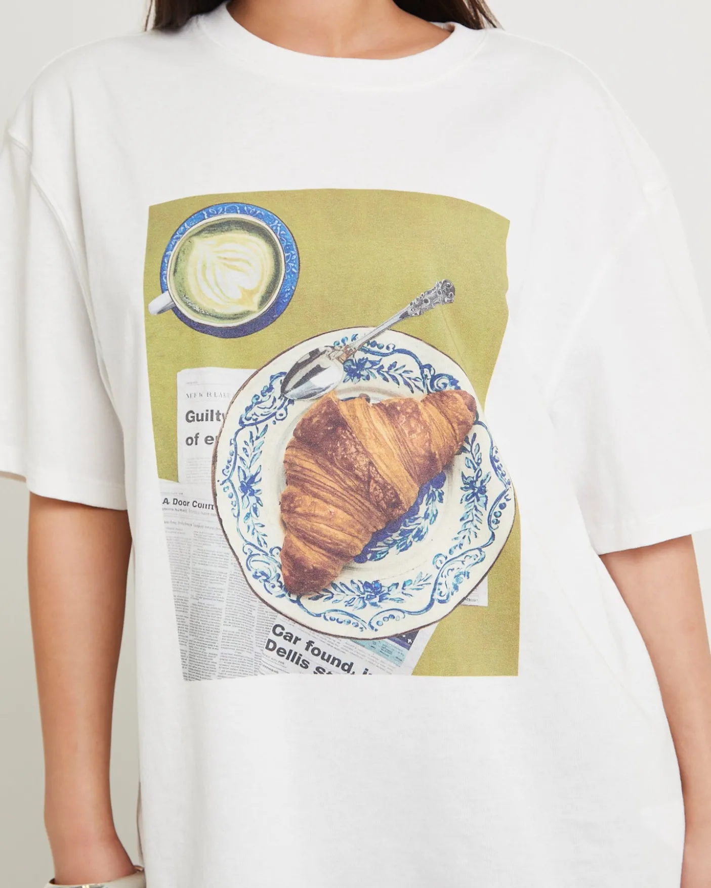 Cafe Culture Boyfriend T-Shirt
