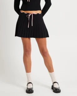 Cartia Laced Knit Kilt Mini Skirt