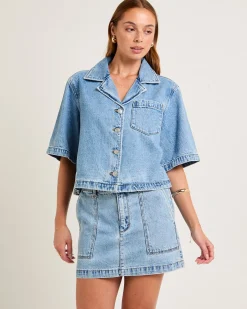 Cropped Resort Shorts Sleeved Denim Shirt