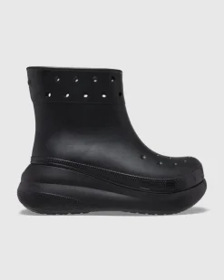 Crush Boots in Black