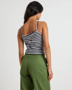 Devod Singlet Top in White