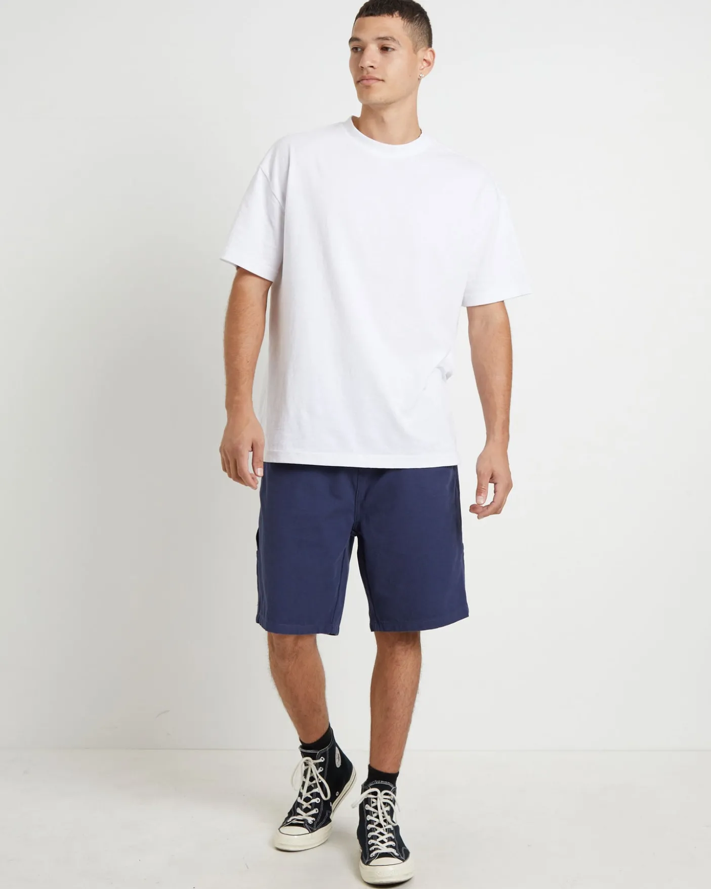 Distend Walkshorts in Cadet Navy