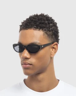 Don't Cha Sunglasses Black/Smoke Mono
