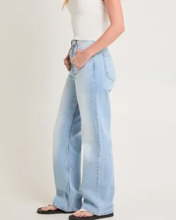 Echo Straight Denim Jeans Bay Sky Fade