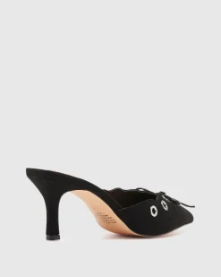 Eyelet Kitten Heels in Black