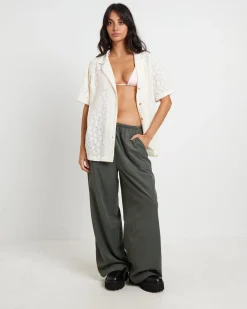 Fade Lace Short Sleeve Shirt in Cream
