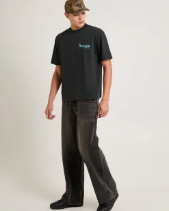 Gardens Cropped T-Shirt