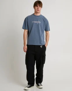 Gaze Cropped T-Shirt