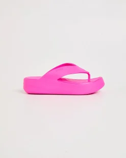 Getaway Platform Flip Flop