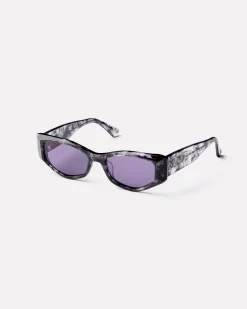 Guilty Sunglasses in Black Tortoise/Grey
