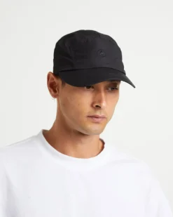Hiking Cap in Black