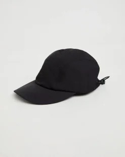 Hiking Cap in Black