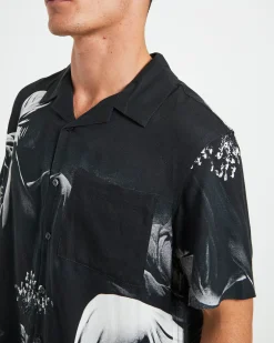Joy Division Closer Short Sleeve Shirt in Black