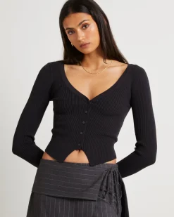 Kelse Knitted Button LS