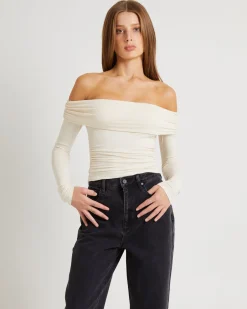 Kia Cold Shoulder Ruch Top