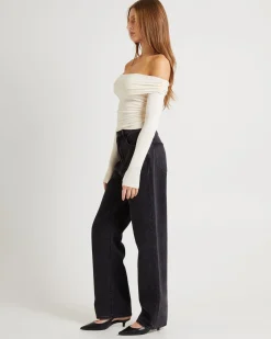 Kia Cold Shoulder Ruch Top