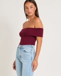 Lia Cold Shoulder Top