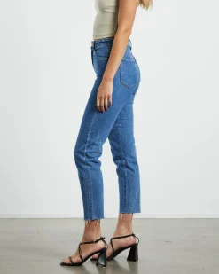 Lola Mom Jeans