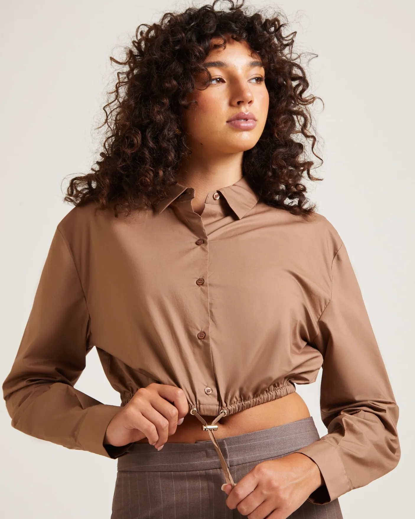 Lucy Drawstring Poplin Long Sleeve Shirt in Chocolate