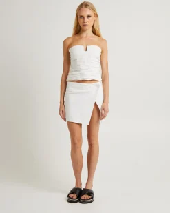 Lui Cut Out Linen Bandeau Top in White