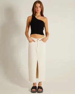 Luxe Knitted One Shoulder Top in Black
