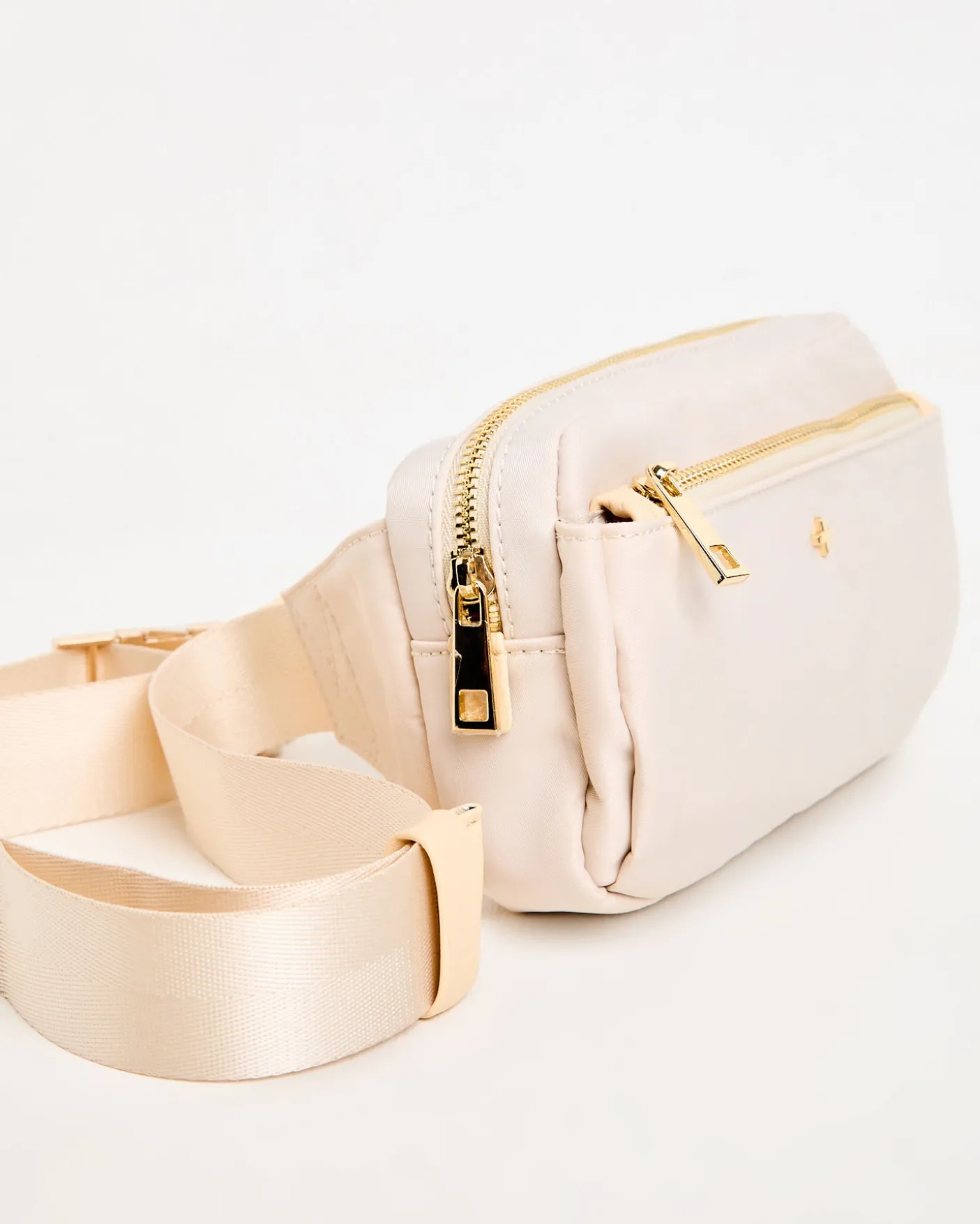 Madix Belt Bag in Bisque Beige