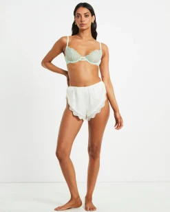 Maple Scallop Lace Cage Bra in Mint Green