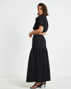 Melody Linen Puff Short Sleeve T-Shirt in Black